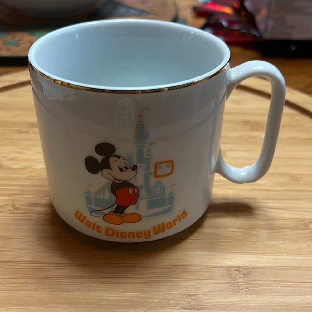 Mickey Mouse Mug- Walt Disney World-Walt Disney Productions- Japan
